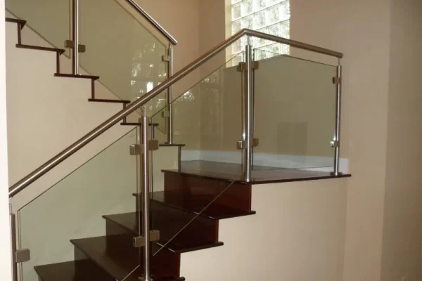 img_tangga_kaca_001